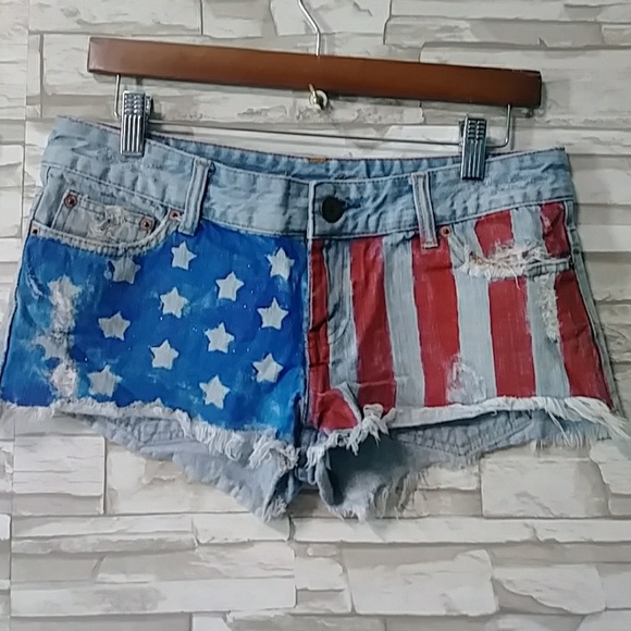 American Eagle Outfitters Pants - American Eagle flag hand-painted cut off shorts